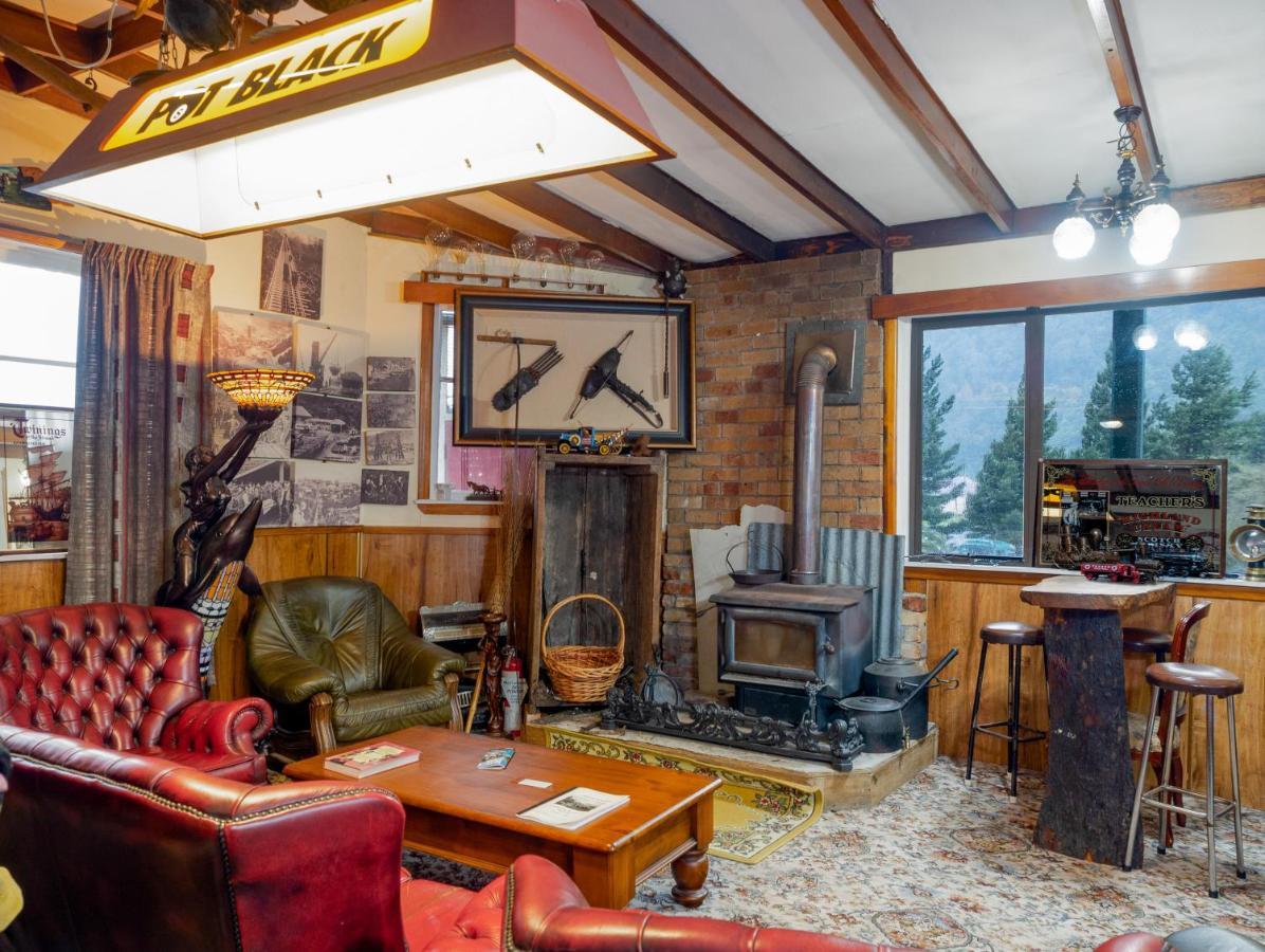 Otira Stagecoach Hotel Exterior foto